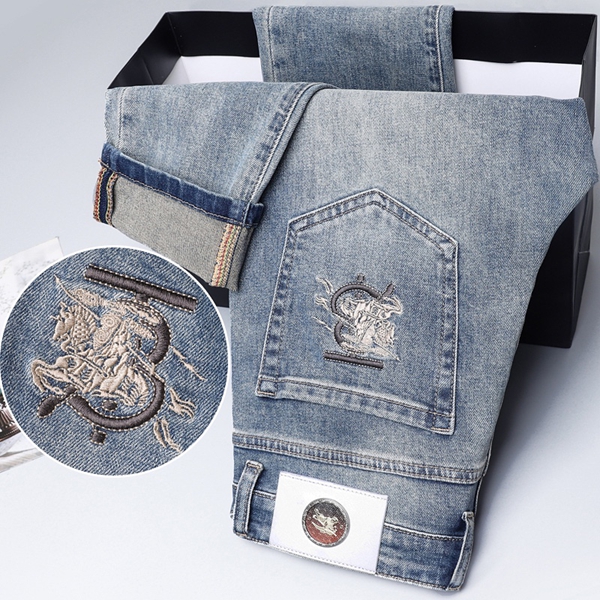 ブランドジーンズ正面デザイン